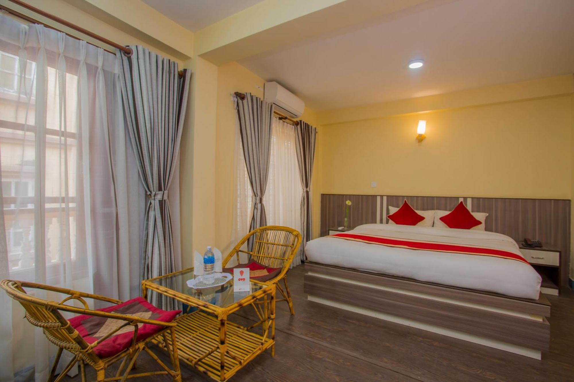 Oyo 297 Hotel Aayam Kathmandu Exterior photo
